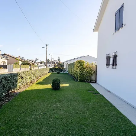 Ma-la House By Hostwise