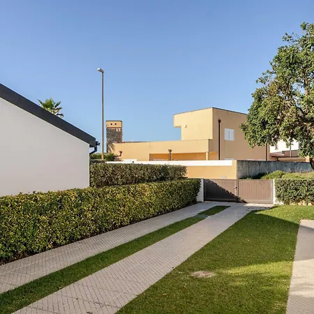 Ma-la House By Hostwise Dom wakacyjny Marinhas (Braga)